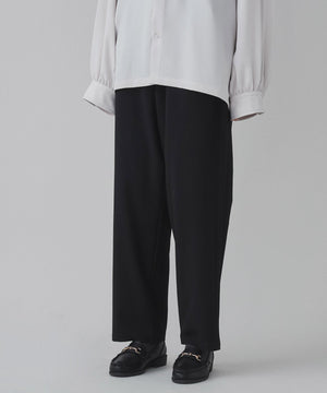 ブラック モデル：173cm L着用