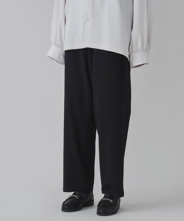 ブラック モデル：173cm L着用