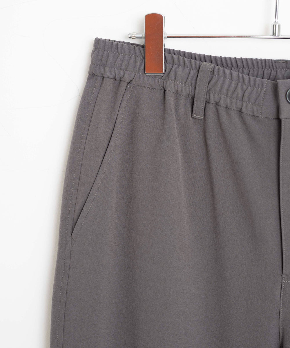 TRイージースラックス