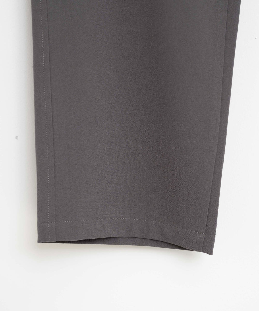 TRイージースラックス