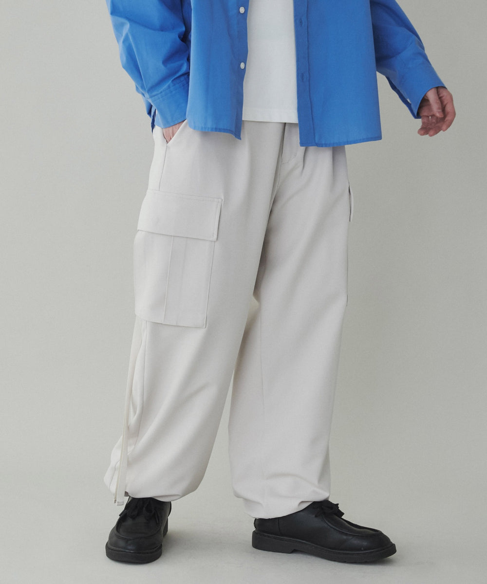 Lベージュ モデル：180cm L着用