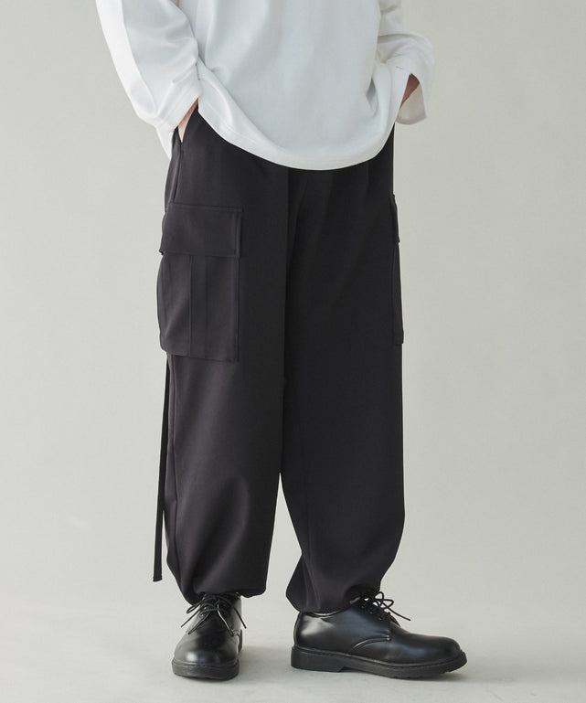 ブラック モデル：180cm L着用