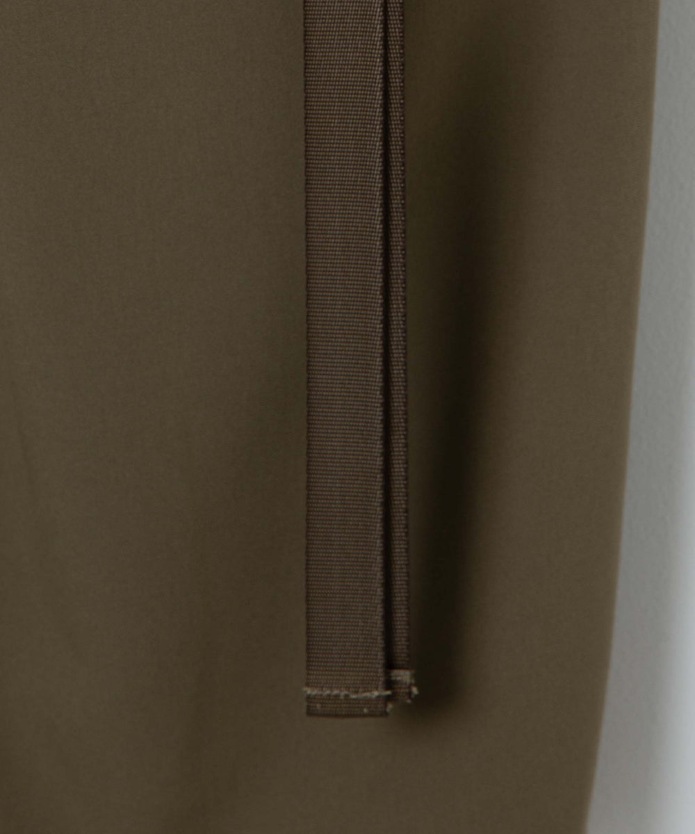 トロミカーゴスラックス