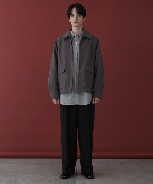 Dグレー モデル：180cm L着用