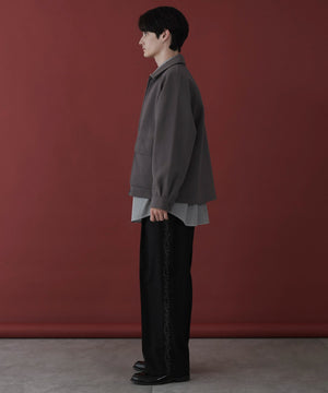 Dグレー モデル：180cm L着用