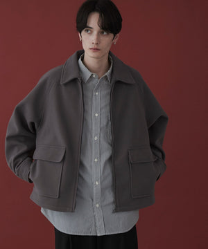 Dグレー モデル：180cm L着用