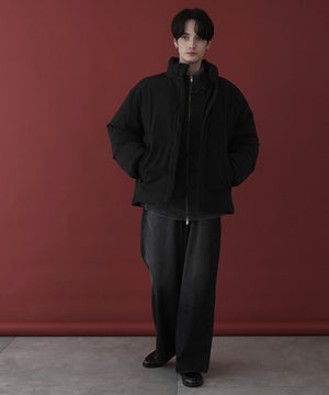 ブラック モデル：180cm L着用