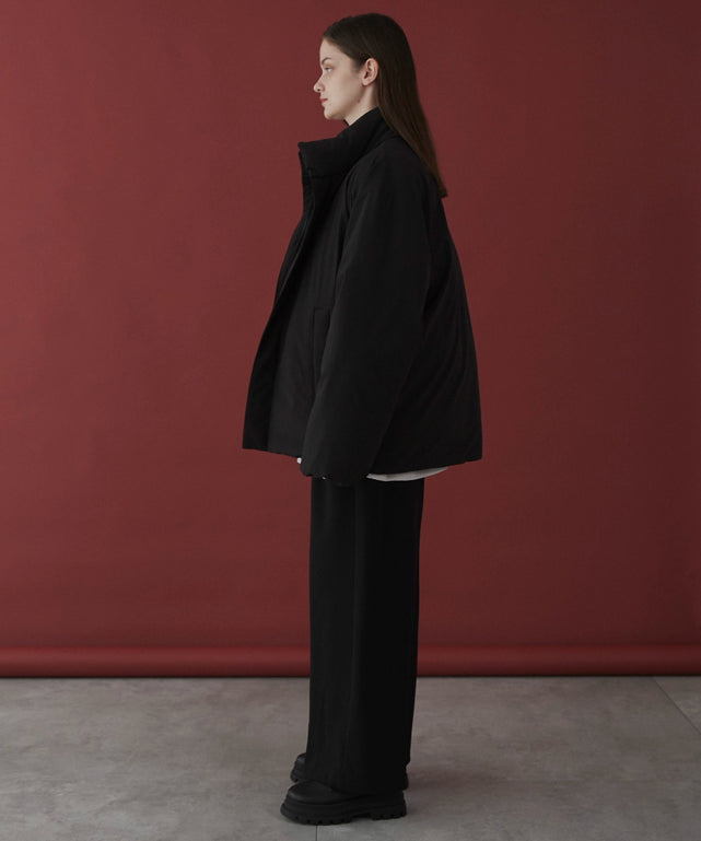 ブラック モデル：173cm L着用