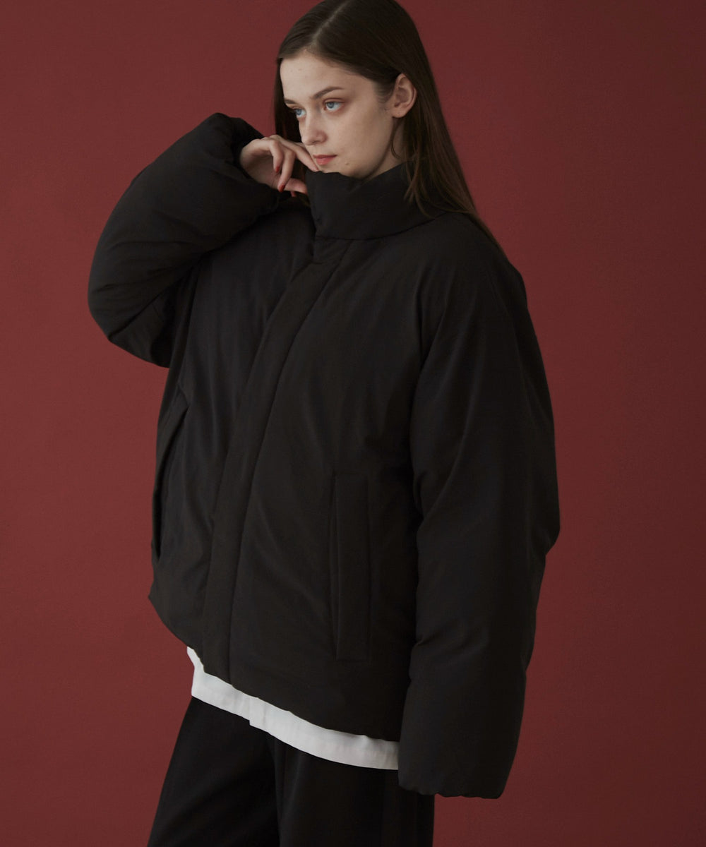 ブラック モデル：173cm L着用