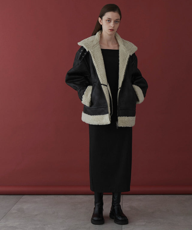 ブラックその他 モデル：173cm L着用