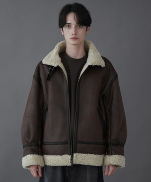 ブラウンその他 モデル：180cm L着用