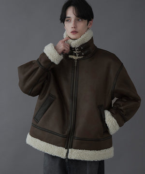 ブラウンその他 モデル：180cm L着用