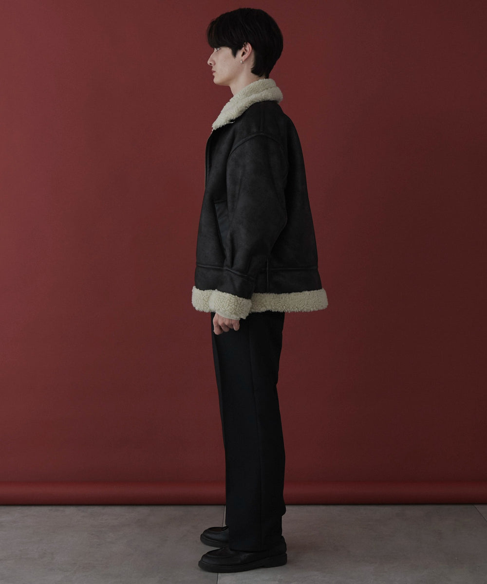 ブラックその他 モデル：180cm L着用