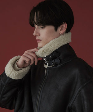 ブラックその他 モデル：180cm L着用