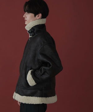 ブラックその他 モデル：180cm L着用