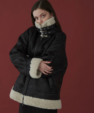 ブラックその他 モデル：173cm L着用