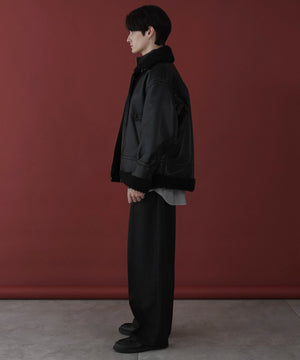 ブラック モデル：180cm L着用