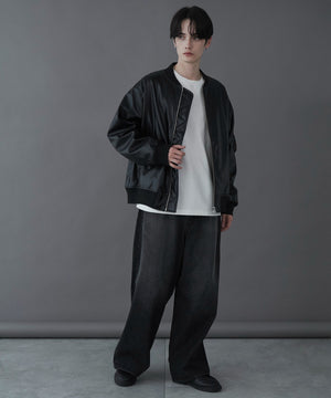 ブラック モデル：180cm L着用