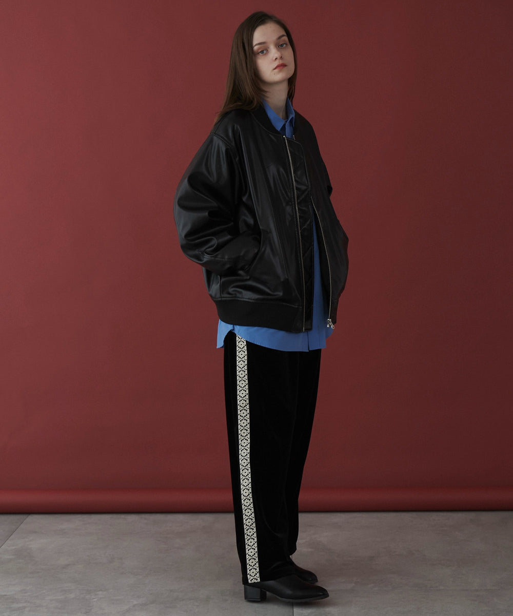 ブラック モデル：173cm L着用