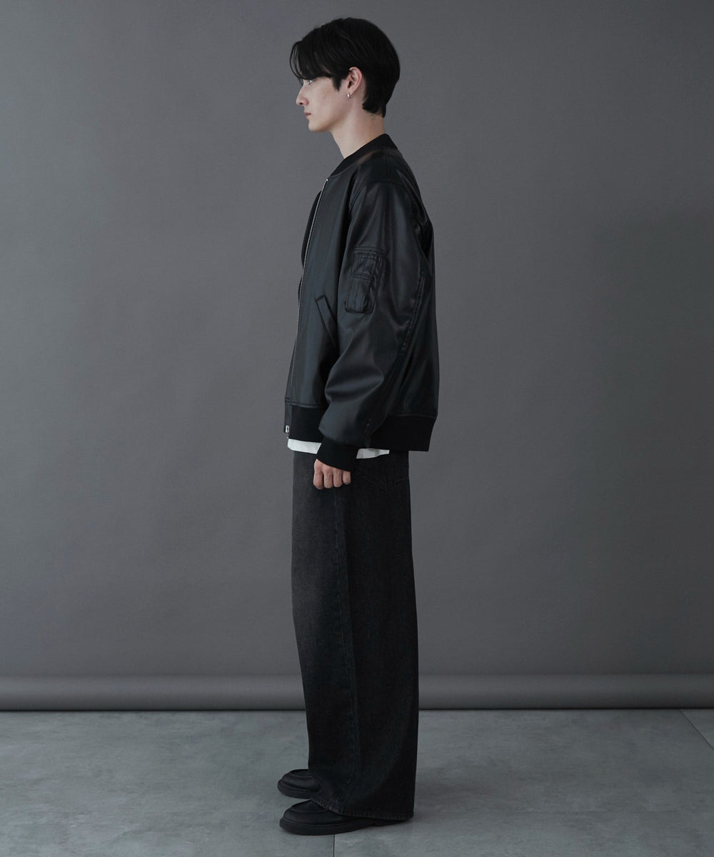 ブラック モデル：180cm L着用