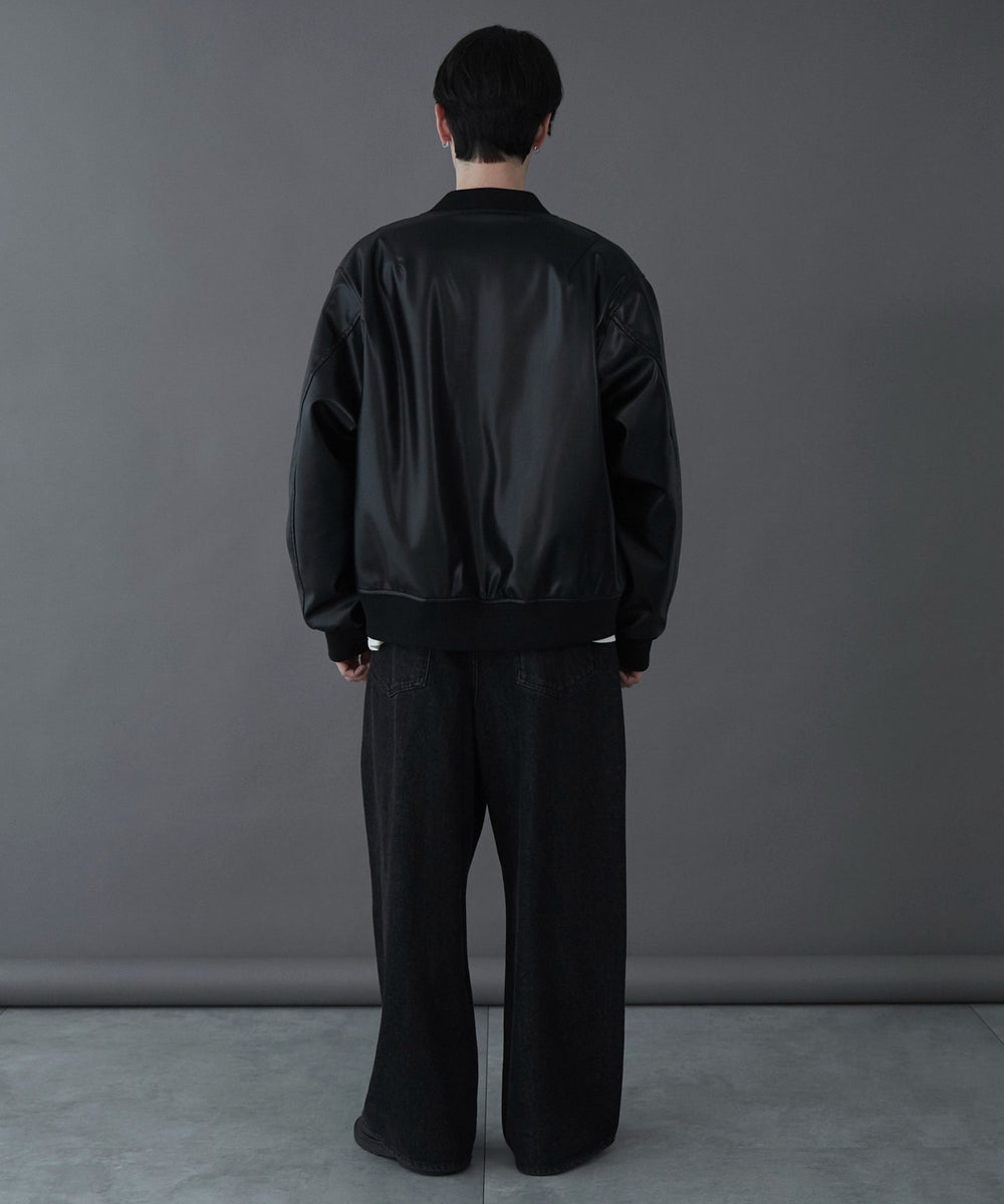 ブラック モデル：180cm L着用