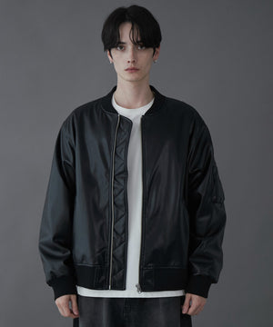 ブラック モデル：180cm L着用