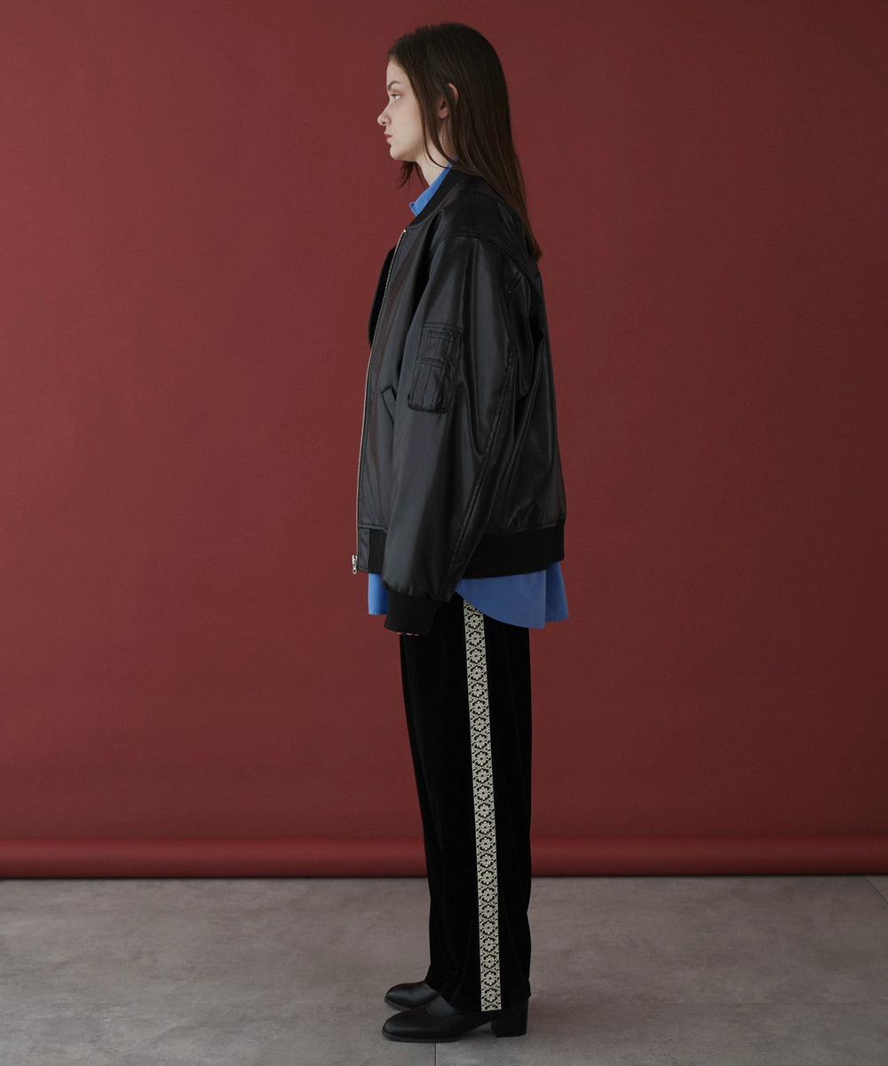 ブラック モデル：173cm L着用