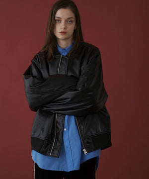 ブラック モデル：173cm L着用