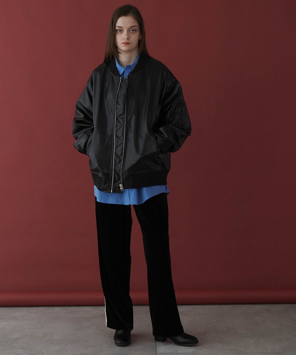 ブラック モデル：173cm L着用