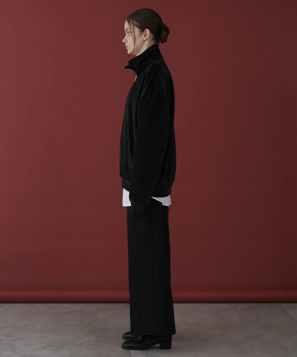 ブラック モデル：173cm L着用