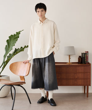 オフホワイト モデル：180cm L着用