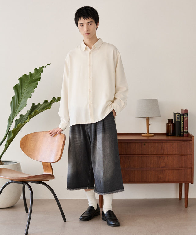 オフホワイト モデル：180cm L着用