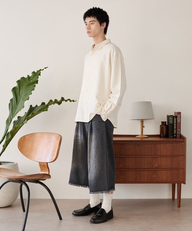 オフホワイト モデル：180cm L着用