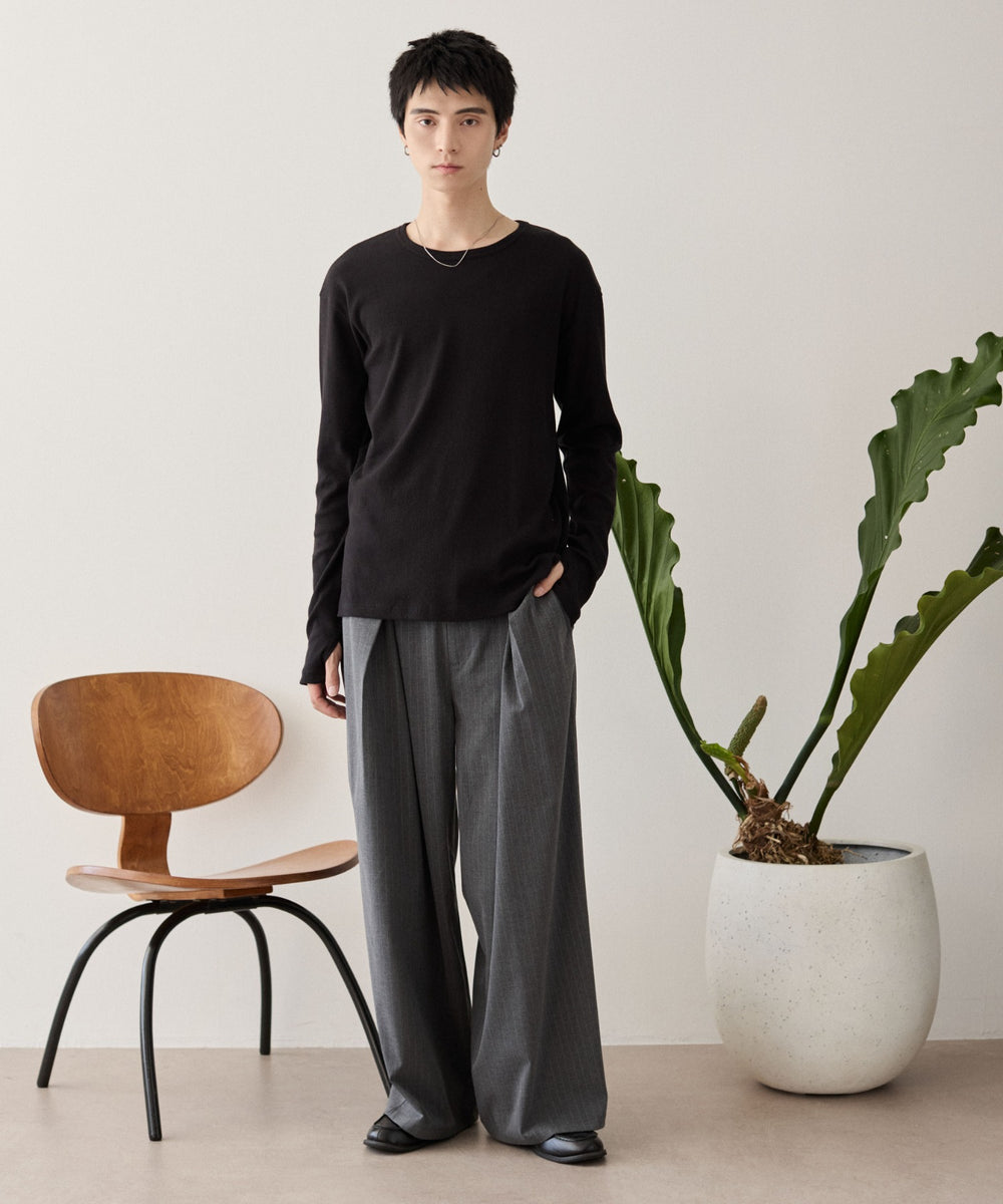 ブラック モデル：180cm L着用