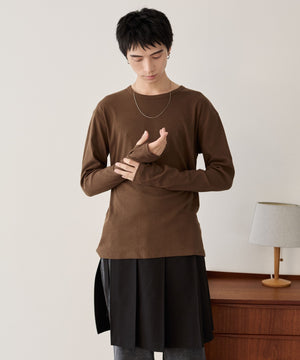 ブラウン モデル：180cm L着用