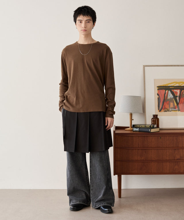 ブラウン モデル：180cm L着用