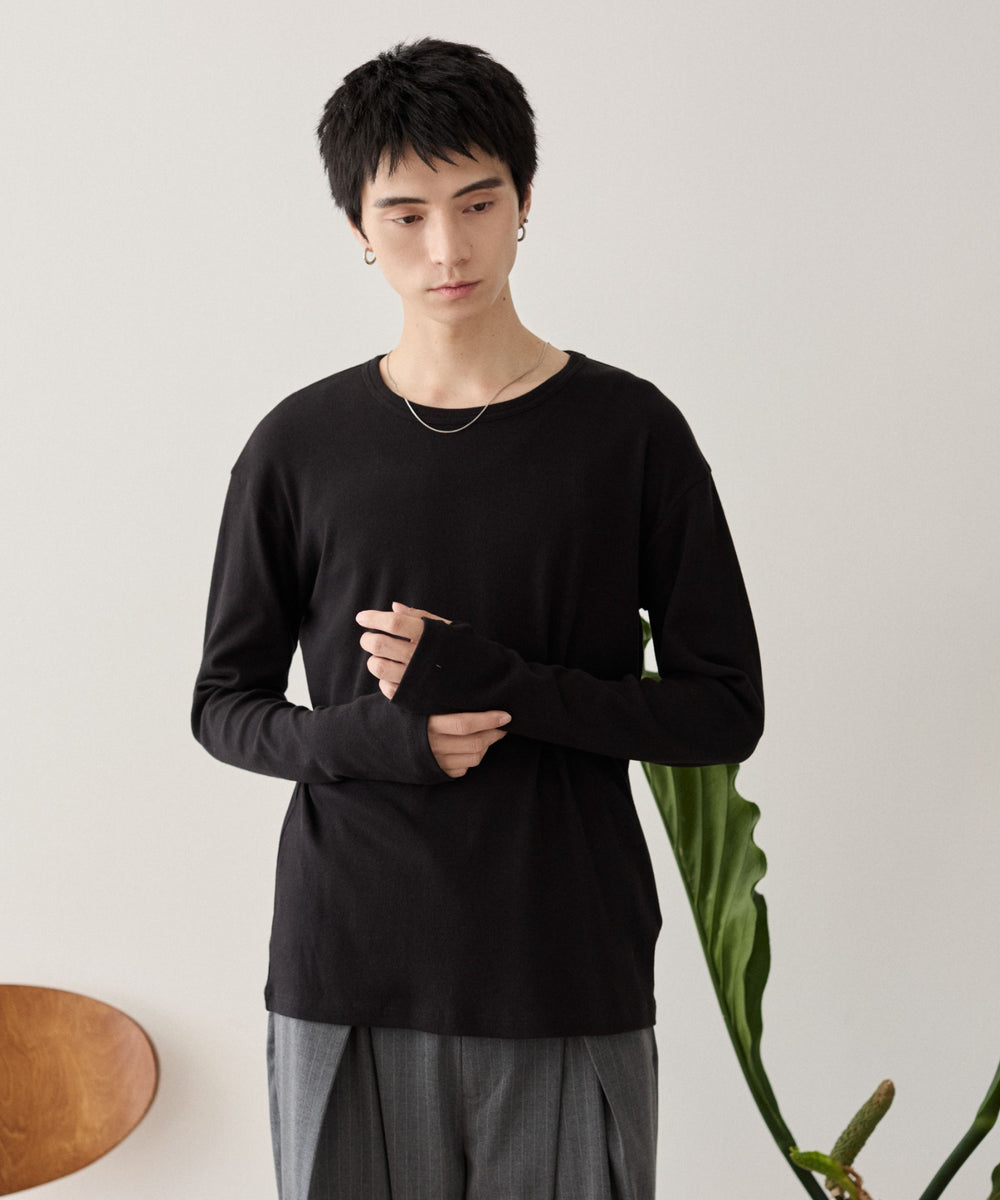 ブラック モデル：180cm L着用