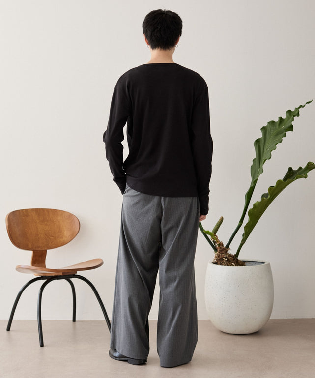 ブラック モデル：180cm L着用