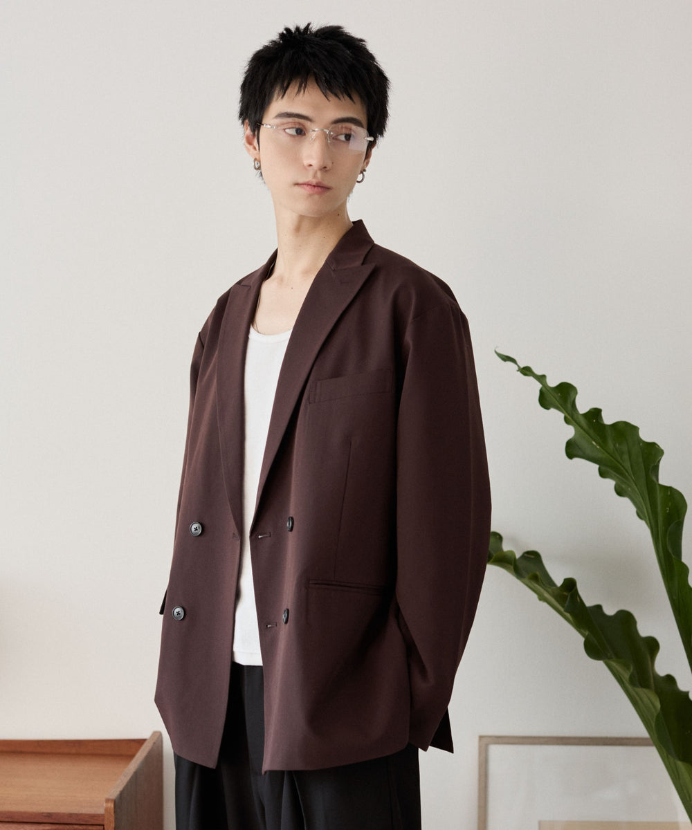 ブラウン モデル：180cm L着用