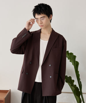 ブラウン モデル：180cm L着用