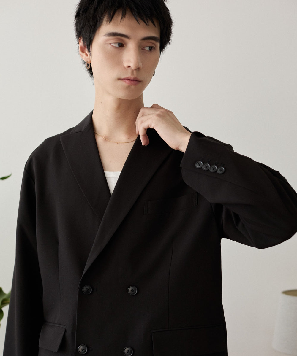 ブラック モデル：180cm L着用