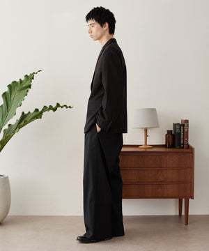 ブラック モデル：180cm L着用