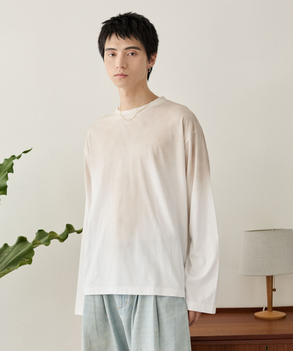 オフホワイト モデル：180cm L着用