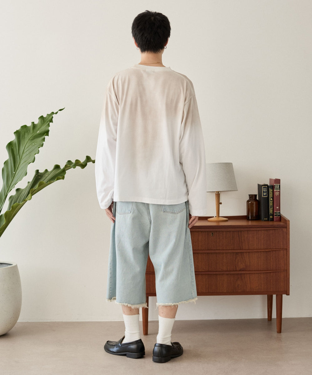 オフホワイト モデル：180cm L着用