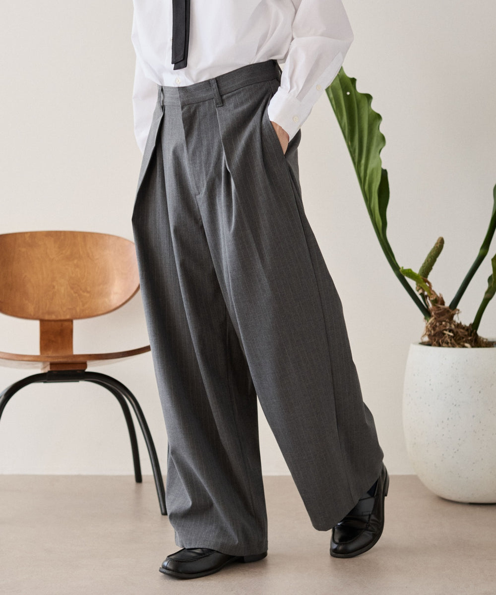 グレーストライプ モデル：180cm L着用