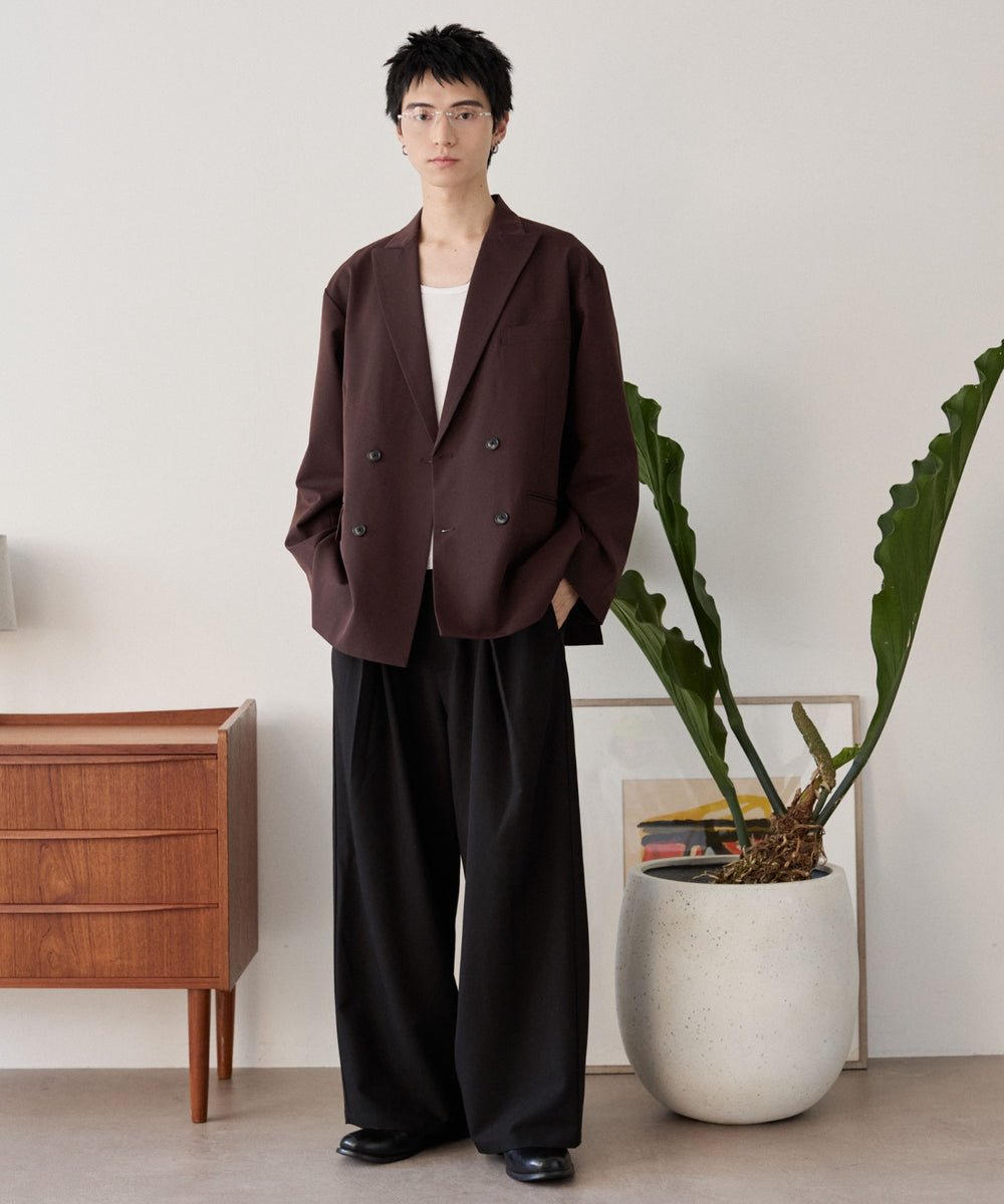 ブラック モデル：180cm L着用