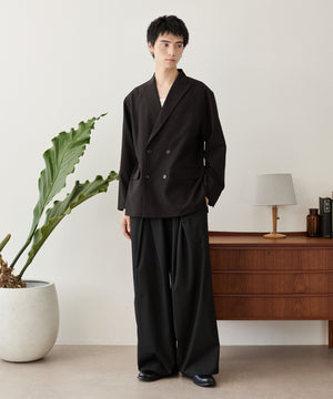 ブラックストライプ モデル：180cm L着用