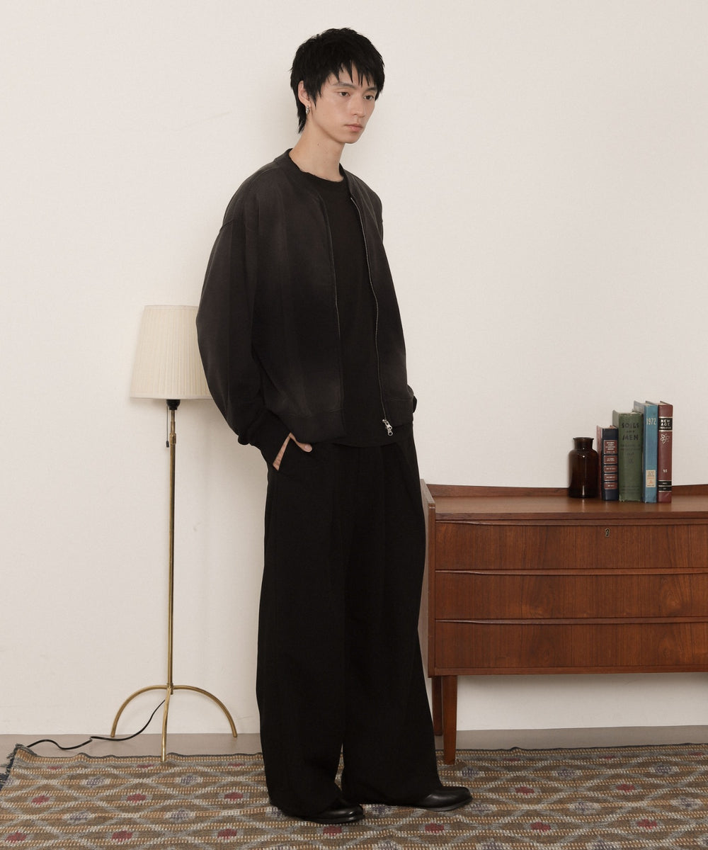 ブラック モデル：180cm L着用