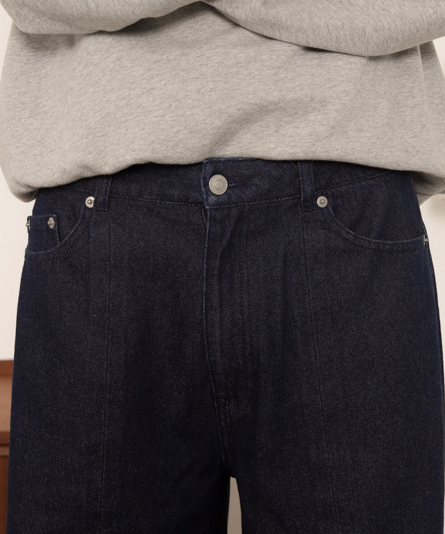 ﾃﾞﾆﾑｲﾝﾃﾞｨｺﾞ モデル：180cm L着用