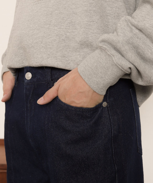 ﾃﾞﾆﾑｲﾝﾃﾞｨｺﾞ モデル：180cm L着用